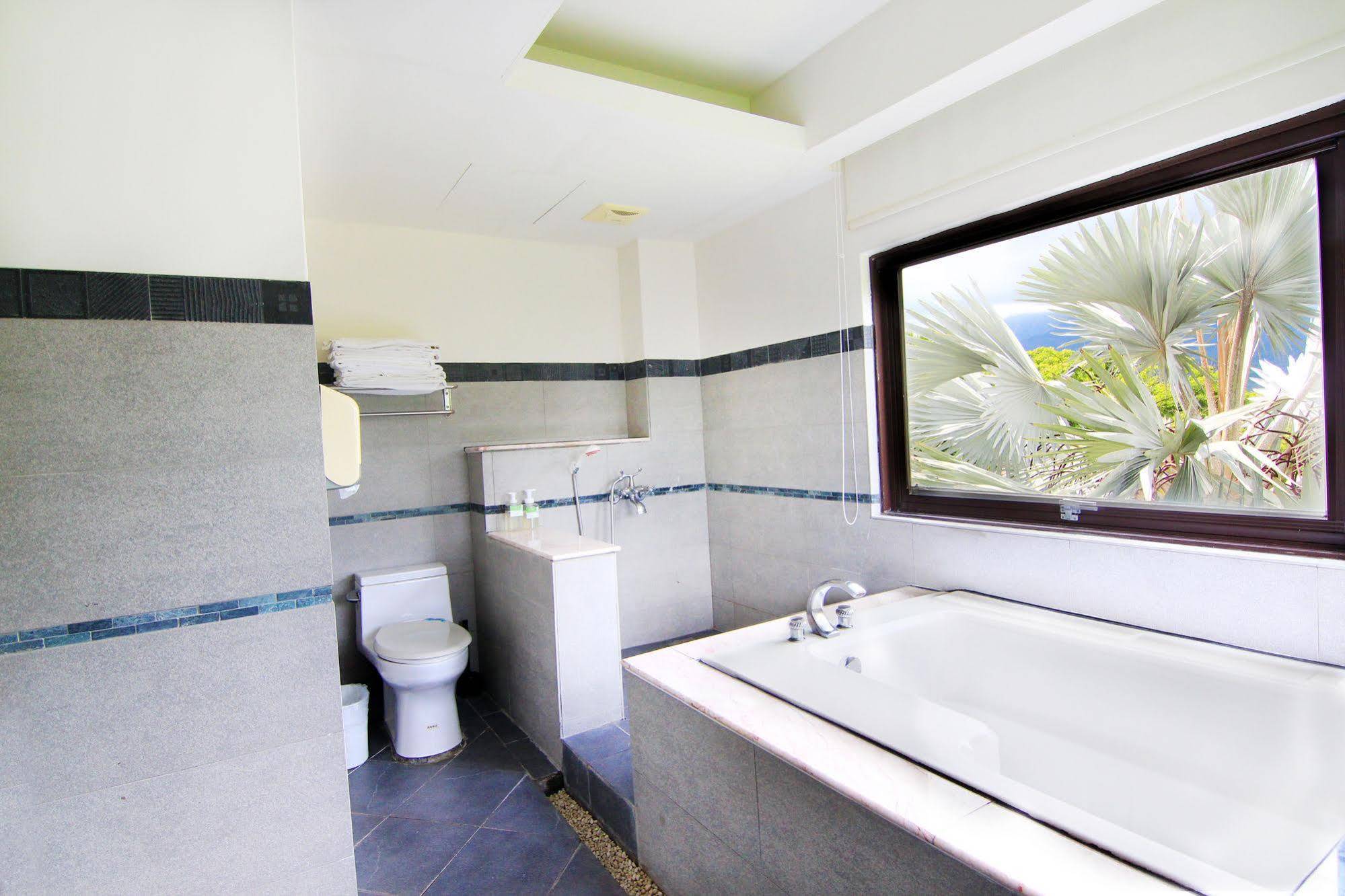 Palm Villa Guesthouse Nantou Luaran gambar