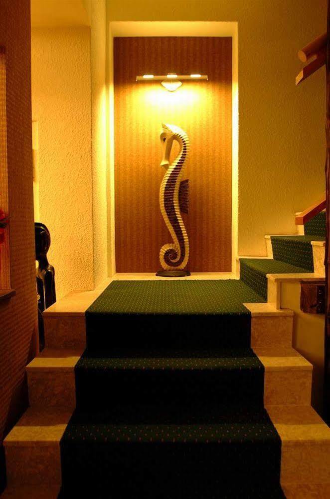 Palm Villa Guesthouse Nantou Luaran gambar